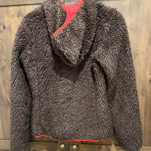 Women’s Patagonia retro pile fleece jacket, small, brown, excellent condition - Picture 3 of 3